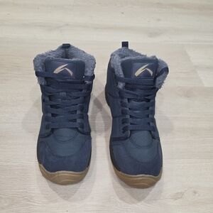 AZOOKEN Men European Boots / Athletic/ Hiking Water Resistant Men's‎ Size 9.5